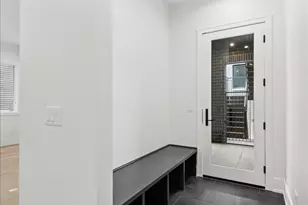 3820 N Damen Ave, Chicago, IL 60618 - Photo 16