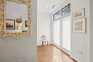 101 N Euclid Ave, Oak Park, IL 60301 - Photo 4