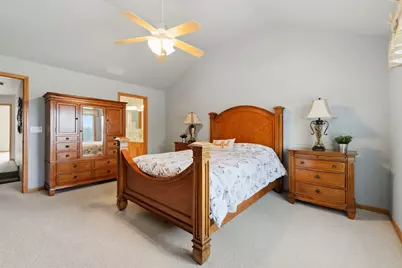 691 E Nerge Road, Roselle, IL 60172 - Photo 18