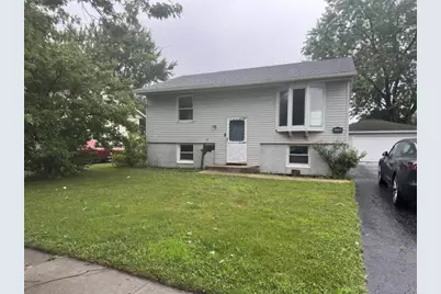 236 E Rose Street, Glenwood, IL 60425 - Photo 2