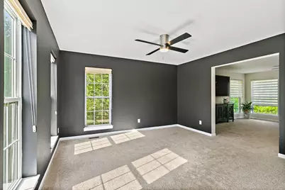 213 SW Griffin Place, Poplar Grove, IL 61065 - Photo 4