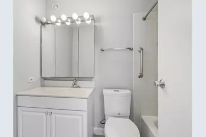 5320 N Sheridan Road #1307, Chicago, IL 60640 - Photo 12