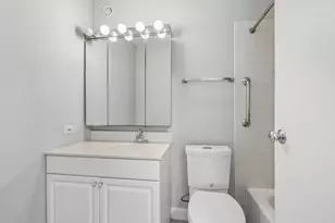 5320 N Sheridan Rd, Chicago, IL 60640 - Photo 12