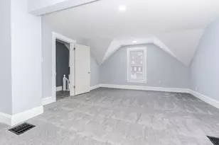 502 S Madison St, Bloomington, IL 61701 - Photo 36