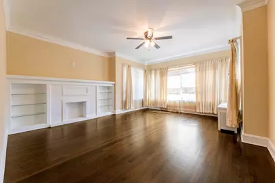 7652 S Cornell Avenue #2, Chicago, IL 60649 - Photo 2