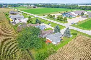 2846 N 48th Rd, Sandwich, IL 60548 - Photo 24