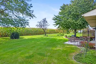 2846 N 48th Rd, Sandwich, IL 60548 - Photo 32