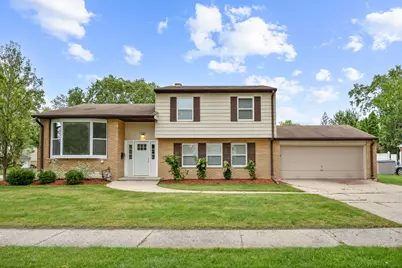 1505 E Michele Drive, Palatine, IL 60074 - Photo 2