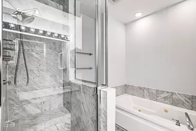 7768 N Sheridan Road #1, Chicago, IL 60626 - Photo 14