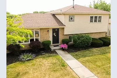 17001 93rd Avenue, Orland Hills, IL 60487 - Photo 2