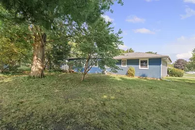 205 E Evergreen Drive, Saint John, IL 61873 - Photo 36