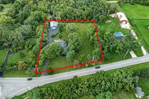 13452 W Chicago Bloomington Trail, Homer Glen, IL 60491 - Photo 2