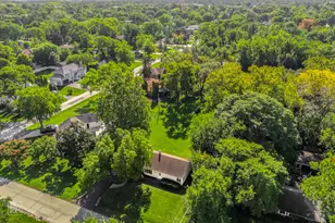 1231 60th St, La Grange Highlands, IL 60525 - Photo 8