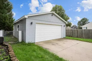 311 E Main St, Atkinson, IL 61235 - Photo 4
