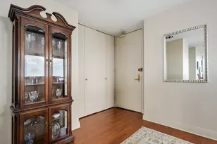 2020 N Lincoln Park W, Chicago, IL 60614 - Photo 8
