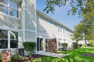 980 Sheridan Cir, Naperville, IL 60563 - Photo 20