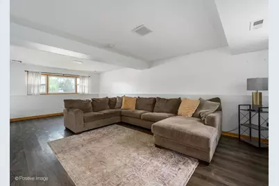 557 Delaware Trail, Carol Stream, IL 60188 - Photo 18