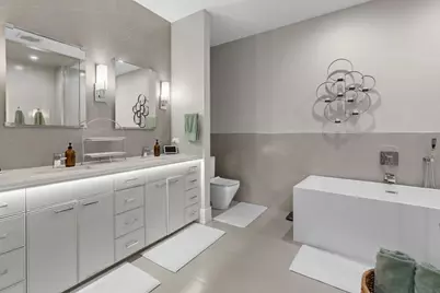 1370 W Walton Street #1E, Chicago, IL 60642 - Photo 16