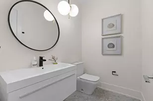1370 W Walton St, Chicago, IL 60642 - Photo 32