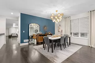 1370 W Walton St, Chicago, IL 60642 - Photo 8