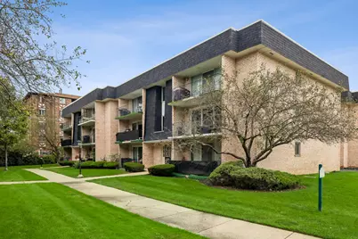 10360 Parkside Avenue #2B, Oak Lawn, IL 60453 - Photo 2