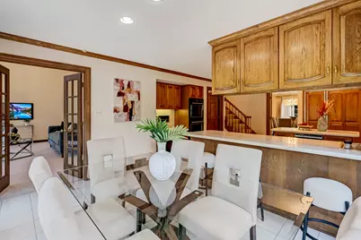6515 Manor Drive, Burr Ridge, IL 60527 - Photo 14