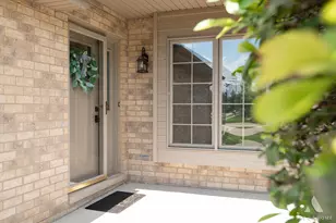 14567 Albany Ave, Lemont, IL 60439 - Photo 6