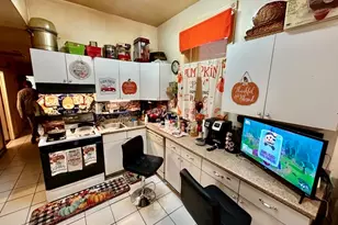 1239 S Avers Ave, Chicago, IL 60623 - Photo 18