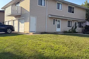 29W603 Winchester Cir N, Warrenville, IL 60555 - Photo 12
