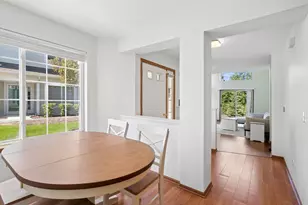 1156 Westminster Ln, Elk Grove Village, IL 60007 - Photo 4