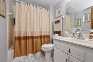 8300 160th Pl, Tinley Park, IL 60477 - Photo 12