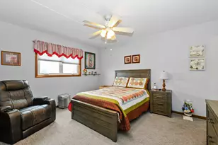8300 160th Pl, Tinley Park, IL 60477 - Photo 16