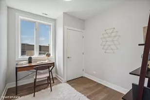 4824 S Champlain Ave, Chicago, IL 60615 - Photo 28