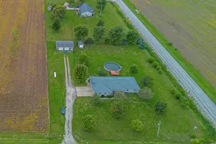 2035 S Berta Rd, Braceville, IL 60407 - Photo 1