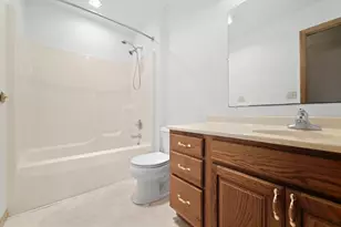 2035 S Berta Rd, Braceville, IL 60407 - Photo 18