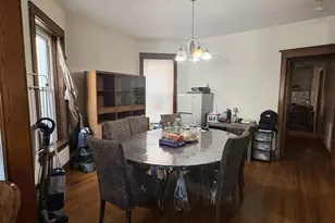 3341 W Evergreen Ave, Chicago, IL 60651 - Photo 8