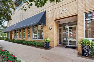 1572 Maple Ave, Evanston, IL 60201 - Photo 1