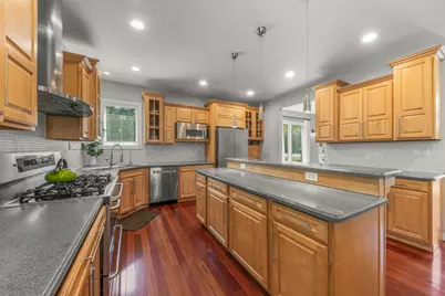 34W624 Courier Avenue, Saint Charles, IL 60174 - Photo 8