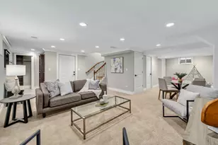 315 Park Ave, Clarendon Hills, IL 60514 - Photo 18
