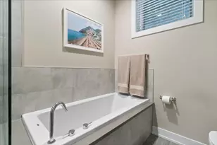 1939 N Humboldt Blvd, Chicago, IL 60647 - Photo 22