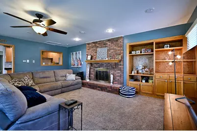 20W581 Glen Court, Lombard, IL 60148 - Photo 6