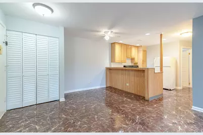 575 Heritage Drive #206, Schaumburg, IL 60169 - Photo 10