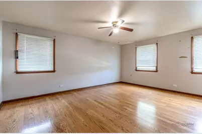 928 N Rohlwing Road, Palatine, IL 60074 - Photo 16