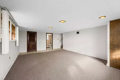1080 Perda Lane, Des Plaines, IL 60016 - Photo 8