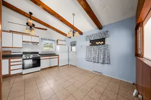 1080 Perda Ln, Des Plaines, IL 60016 - Photo 4