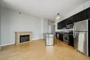 1600 S Indiana Ave, Chicago, IL 60616 - Photo 14