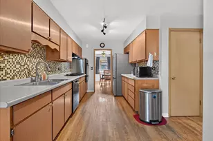 913 S Lancaster St, Mount Prospect, IL 60056 - Photo 16