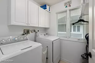 4 Mashie Ct, Woodridge, IL 60517 - Photo 20