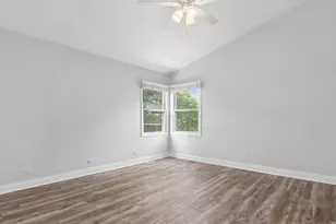 552 Delmar Ct, Elk Grove Village, IL 60007 - Photo 20