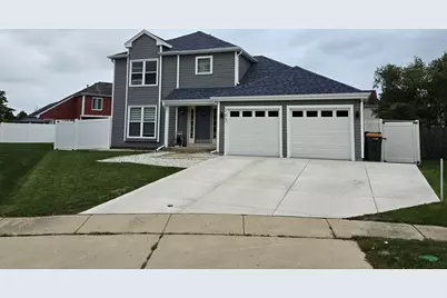 105 Jefferson Lane, Streamwood, IL 60107 - Photo 2